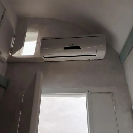 White Apartment *