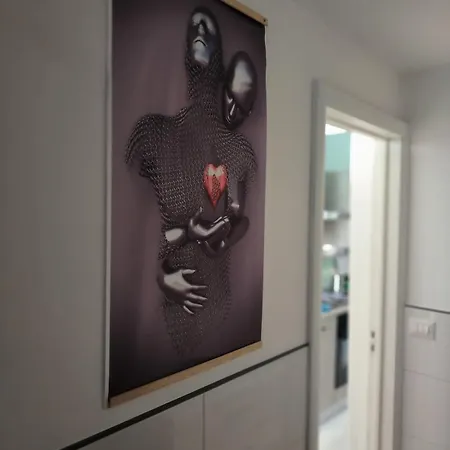 Apartment White *