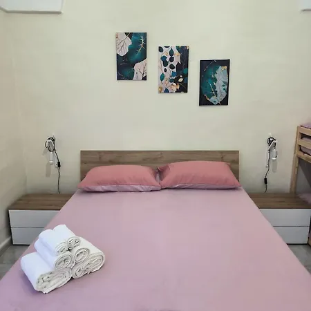 Apartament White